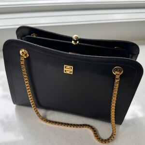GIVENCHY   "GEM" collection black leather purse